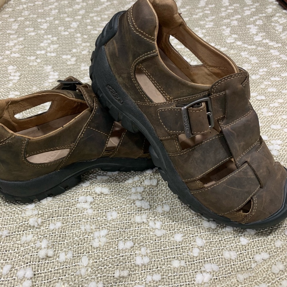 Keen waterproof leather Sandals 9